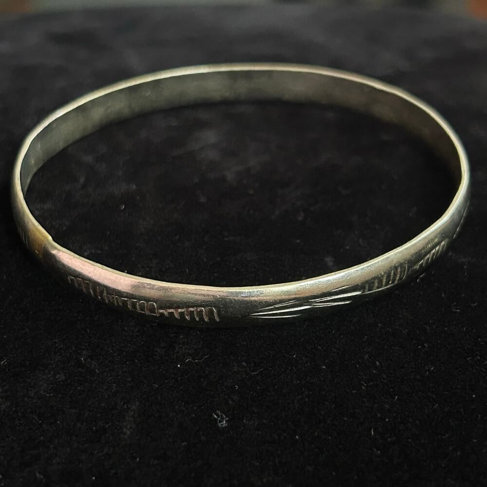 Vintage Handmade Marked Sterling Silver Mexico Hand Carved Bangle 2.65" 14 grams